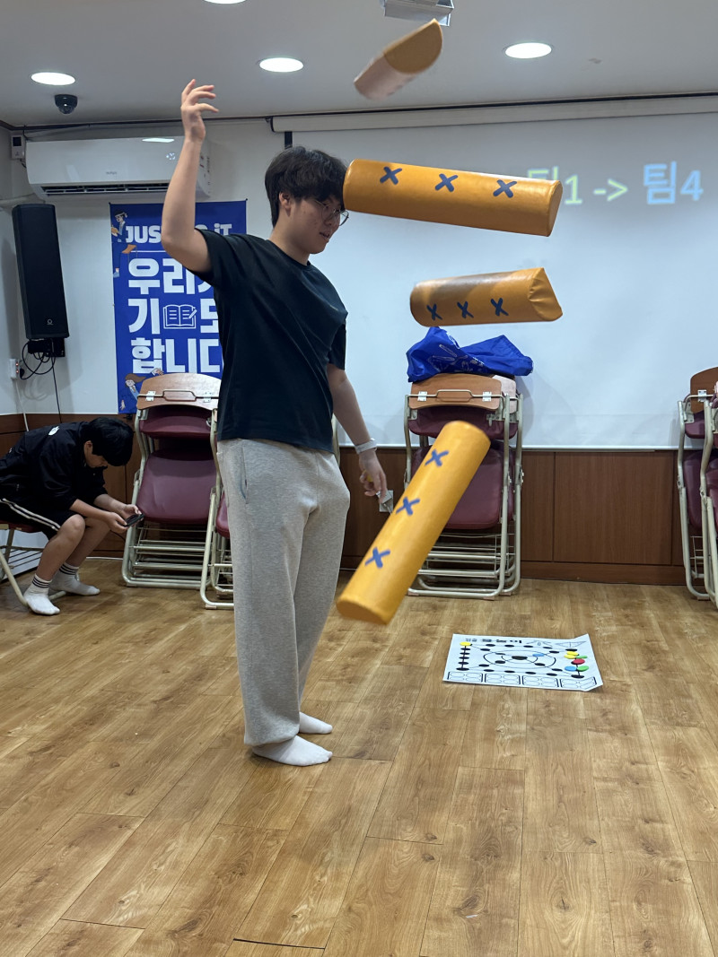 4e76c7297ec2829594125da0815a09d6_1759665