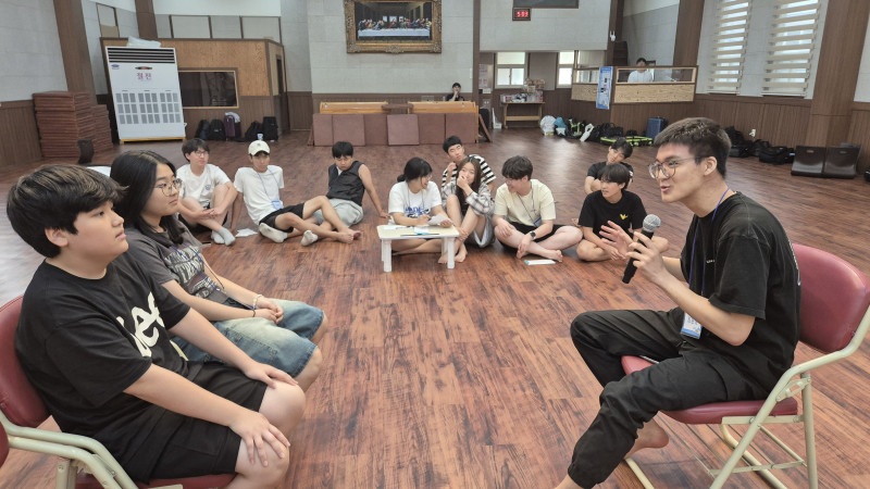 5d5687a2f8a9fb9d6cf4272361a8bf69_1759654