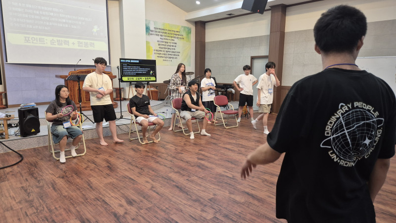 5d5687a2f8a9fb9d6cf4272361a8bf69_1759654