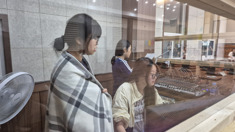 7d14cad4431dbe6de17da038f97f2b64_1759660