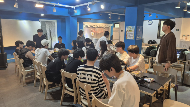 8fe5ab1eee164285a61ad02ee7cb6da9_1759654