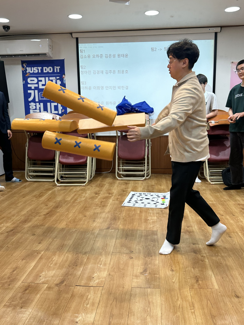 e41a7e27dddafd4538546d2ac4ade4e7_1759665