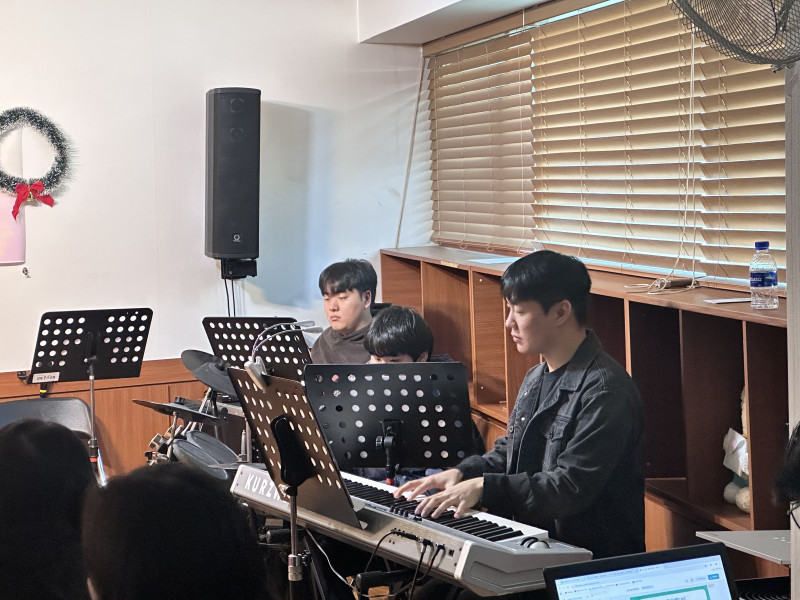 b085d995a0d5fa3fbe850353a83850b0_1767546