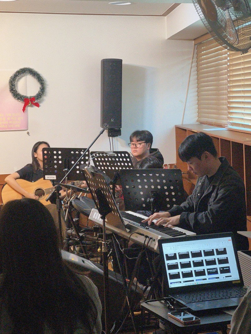 b085d995a0d5fa3fbe850353a83850b0_1767546