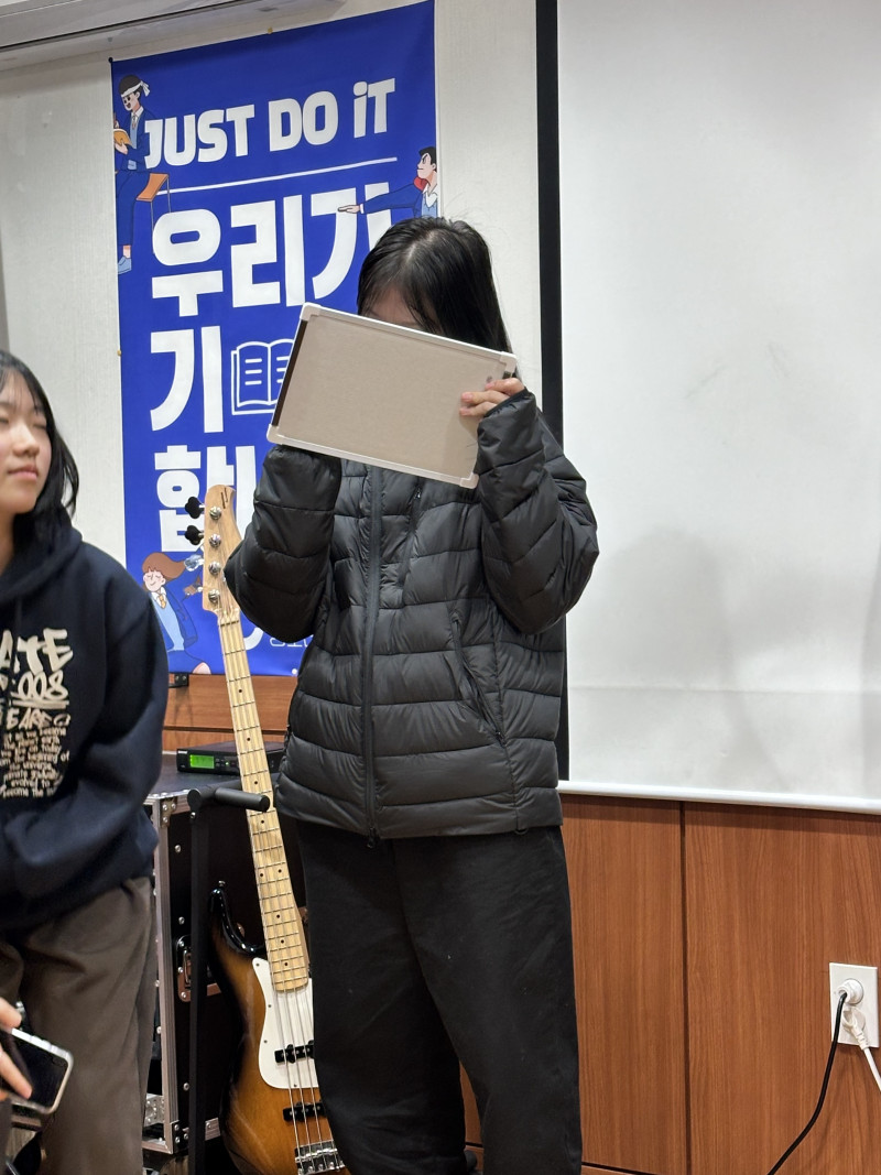 f2ba38fe1f83fead3a4ef5efa754ab2e_1768742